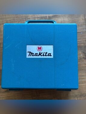 Vintage Makita Plastic Small Case-Clips-Handle-9.5"x8.5"x2.5"